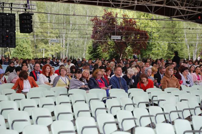 Trwa Kongres Świadków Jehowy w Sosnowcu. W sobotę ochrzczono nowych wyznawców