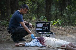 	Profilerka odcinek 1. komisarz Karol Nadzieja (Michał Czernecki), Anna Janonis (Joanna Różańska)