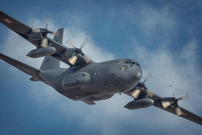 Nowoczesne radiostacje dla polskich samolotów C-130H Hercules. Nasz kraj jest pierwszym użytkownikiem w Europie