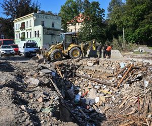 Żądają opłaty za oględziny zalanych budynków