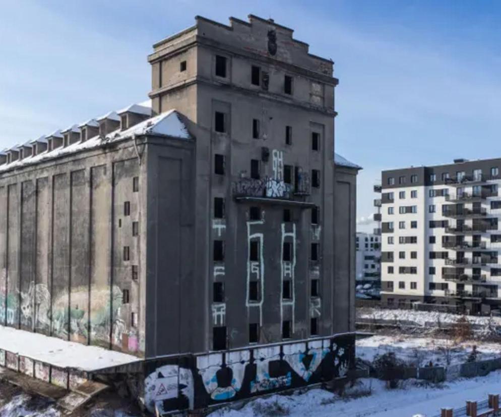 Dawny elewator przy ul. Rychtalskiej we Wrocławiu czeka remont. Co tam powstanie? 