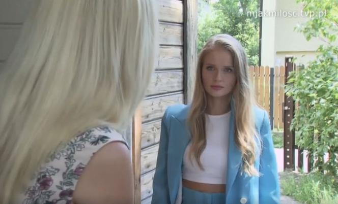 M jak miłość. Luiza (Dominika Kryszczyńska), Joasia (Barbara Kurdej-Szatan)