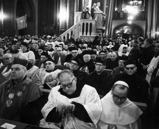 Białystok. Obchody Milenium Chrztu Polski z 1966 r. Na wydarzeniu obecny Karol Wojtyła [ZDJĘCIA]
