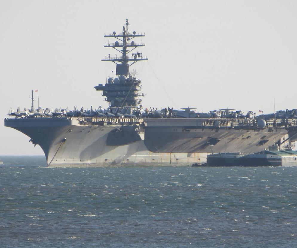 USS Dwight Eisenhower 