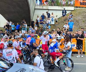 Tour de Pologne w Katowicach. Kolarze bawią się z kibicami