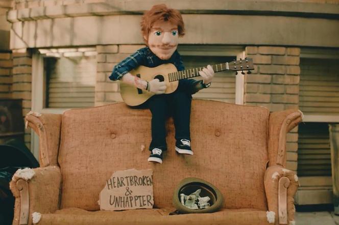 Ed Sheeran jako muppet! Zobacz historię nieszczęśliwej miłości w teledysku do Happier [VIDEO]