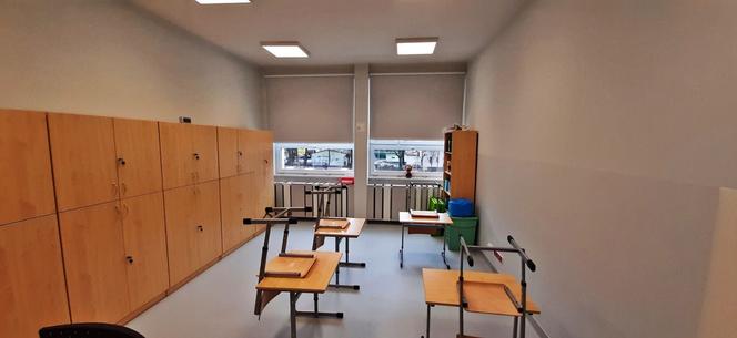 Obiekt po dawnym gimnazjum zmodernizowano i przebudowano. Teraz służy uczniom Publicznej Szkoły Podstawowej Specjalnej nr 52