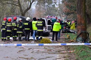 Tragiczny wypadek w Klamrach. Siedmioro nastolatków zginęło w nocy