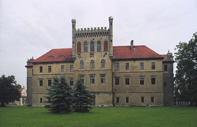 Książ Wielki