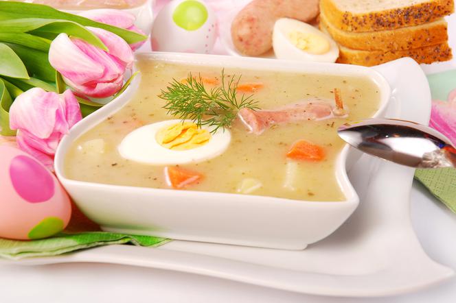 Barszcz biały a żurek: różnice. Czym się różnią te dwie polskie zupy?