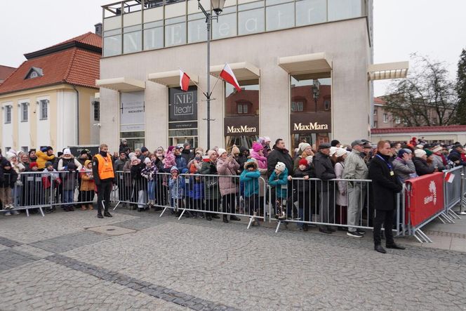 Tak białostoczanie uczcili Narodowe Święto Niepodległości 2024 w Białymstoku [ZDJĘCIA]