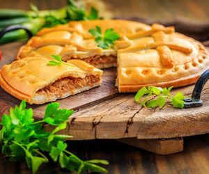 Empanada z tuńczykiem i warzywami, czyli hiszpańska tarta o niezpomnianym smaku
