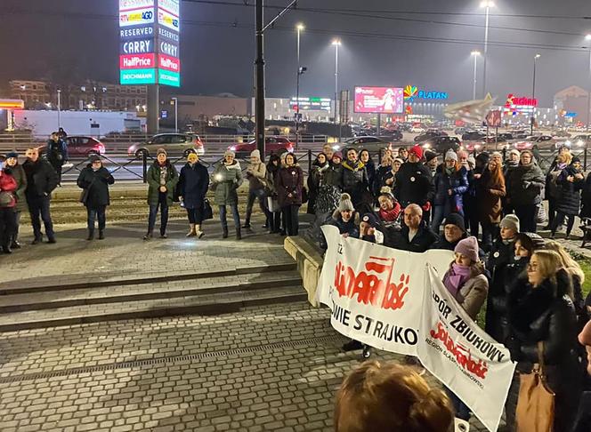 Protest pracowników MOPR w Zabrzu