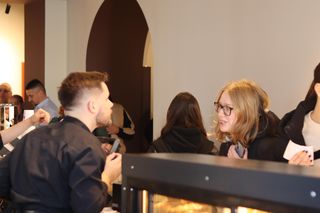 Pierwszy Starbucks w Lublinie otwarty! Jak lokal wygląda w środku? 