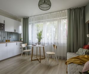 Metamorfoza mieszkania z l. 70. Podzielili je na dwa apartamenty