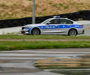 Policyjny pościg ulicami Suwałk za 60-latką. Kobieta nie chciała dmuchać w alkomat