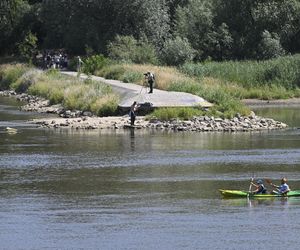 Alarm! Wisła wysycha na naszych oczach. Katastrofalny poziom wody w Warszawie