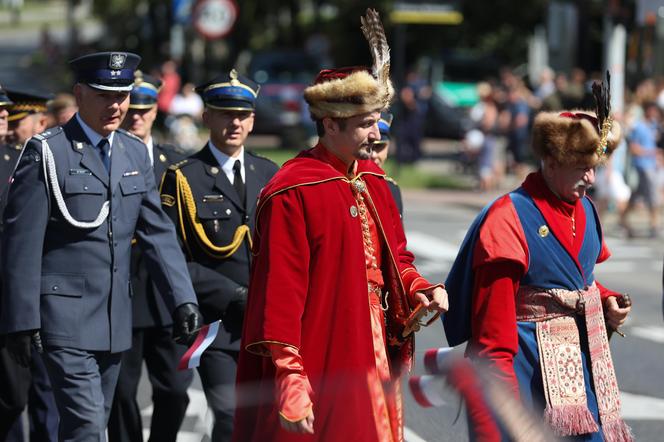 Defilada wojskowa w Katowicach i piknik. Wojewódzkie Obchody Święta Wojska Polskiego 2024