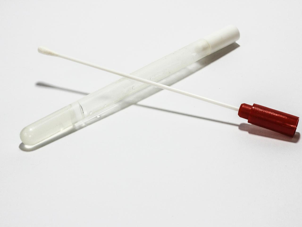 Łomża kupi wymazówki i odczynniki do testów na koronawirusa