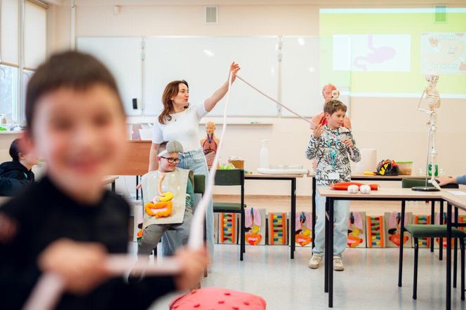 Tu dzieciaki nie będą się nudzić! Dziecięcy Uniwersytet Techniczny w Kaliszu ruszył z naborem na semestr letni