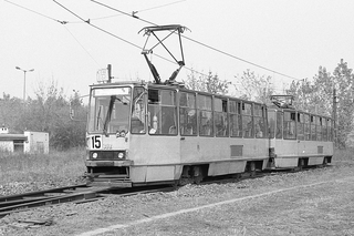 Zabytkowe tramwaje i autobusy na ulicach Krakowa. Pamiętacie je jeszcze?