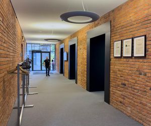 Polacy mieszkają jak królowie