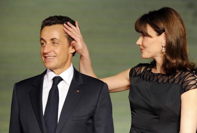 Sarkozy i Bruni mają romanse na boku 