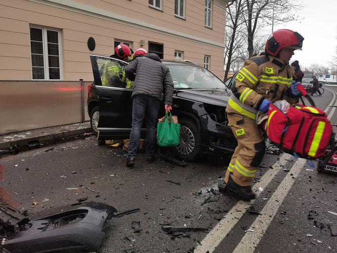 Podkarpackie. Pijany syn policjanta spowodował wypadek [ZDJĘCIA]