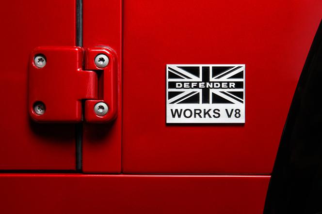 Land Rover Defender Works V8 - 70th Edition