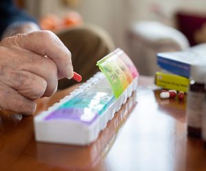 Przyjmował popularny suplement i ibuprofen. Wystarczył miesiąc, by doszło do tragedii