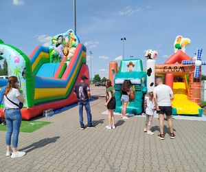 Siedlczanin Przemek Gryczka zorganizował wydarzenie dla dzieci z okazji Dnia Dziecka już po raz drugi