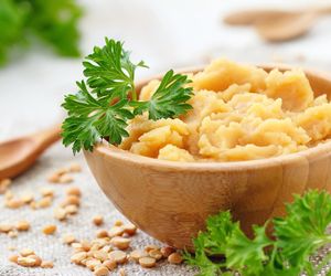 Zamiast masła, sięgnij po tę pastę. Pyszna, zdrowia i wegetariańska