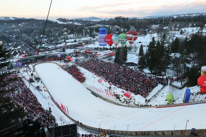 Kibice na Wielkiej Krokwi podczas Pucharu Świata w skokach narciarskich 2023