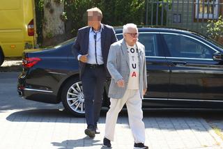 Lech Wałęsa wyszedł ze szpitala. Swoje kroki skierował do kościoła