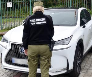 Luksusowe samochody zatrzymane na granicy w Krościenku i Korczowej