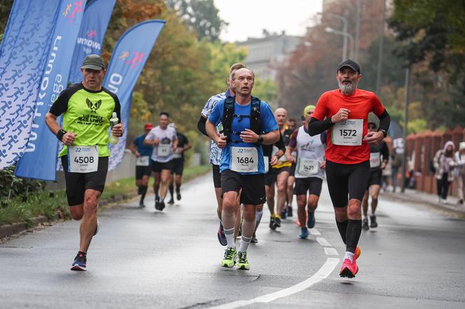 22. Poznań Maraton za nami. Tysiące biegaczy na ulicach Poznania 