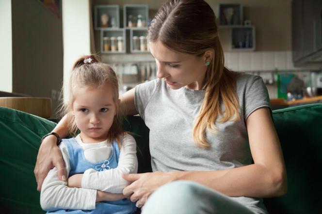 5 pytań, których NIE powinno się zadawać dzieciom