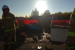 Załuski: Tragedia na DK7. Nie żyją dwie osoby, a kilka jest rannych 