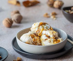 Biorę te 3 składniki i w kilka minut mam pyszne lody. Zachwycają smakiem i orzeźwiają 