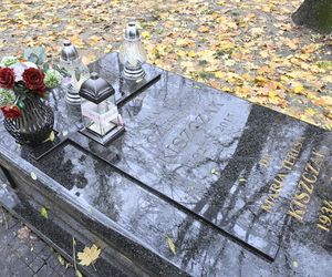 Generał Czesław Kiszczak ma skromny grób