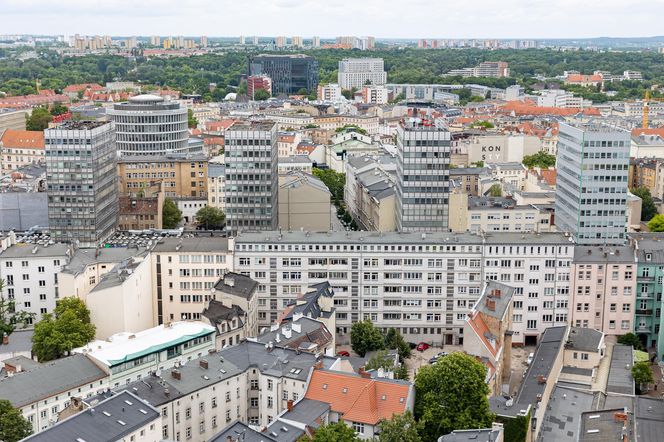 Po latach otwiera się taras widokowy w słynnym poznańskim wieżowcu
