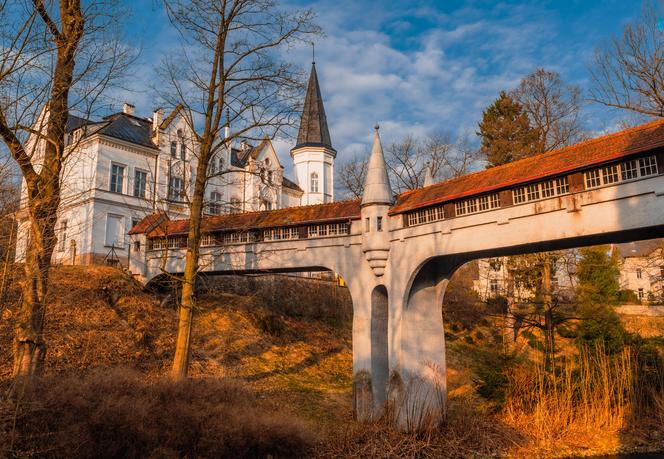 Unikatowy kryty most w Lądku-Zdroju. Jedyna taka budowla w Polsce 