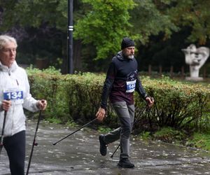 Bieg Bądź aktywny - przegoń raka. 6. edycja w Katowickim Parku Leśnym