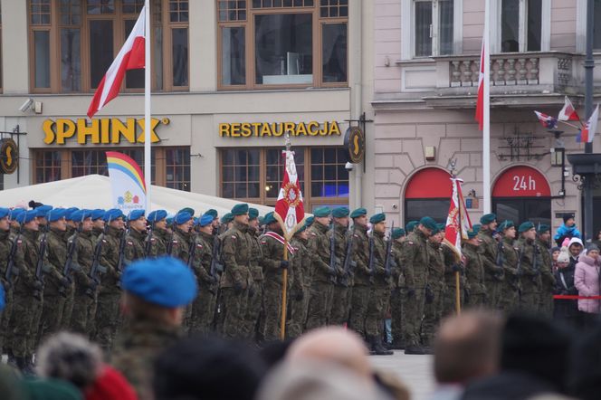 Bydgoszczanie uroczyście świętowali 11 listopada! Tak było na Starym Rynku