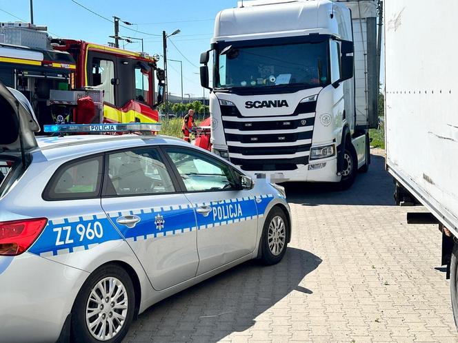 Nie żyje pieszy potrącony przez ciężarówkę. Tragiczna śmierć na drodze