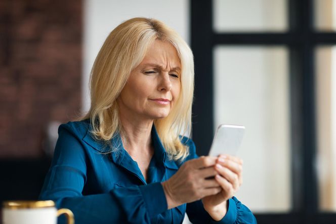 Nieznany objaw menopauzy. Kobiety czują się zagrożone, ale nie wiedzą, skąd problem (badania)