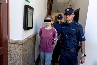 Podeszła do babci, przytuliła i dźgnęła ją nożem. Ruszył proces 19-letniej Antoniny