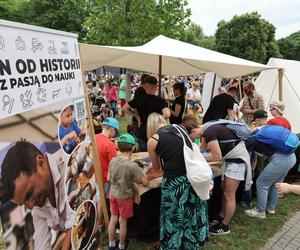 Warszawiacy tłumnie powitali lato na koncercie dla Kory