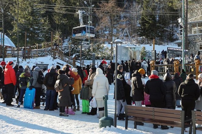 Zakopane pełne turystów w okresie świąteczno-noworocznym