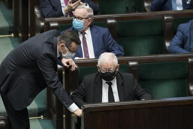 Jarosław Kaczyński w drodze do sejmu